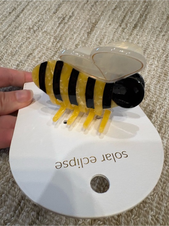 Solar Eclipse Other - Eclipse Yellow & Black Bee Hair Clamp